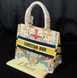 LARGE BOOK TOTE | OBLIQUE EMBROIDERY | SIGNATURE QUALITY | (42 x 35 x 18.5 cm)